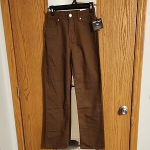 Brown Jeans. Sz 1/25 Highwaisted Boyfriend Fit.